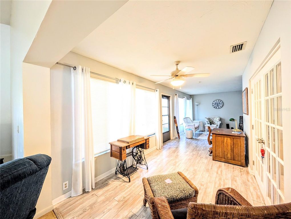 Image 43 of property listing at 3426 WOOD OWL CIRCLE 73B, Bradenton, FL 34210