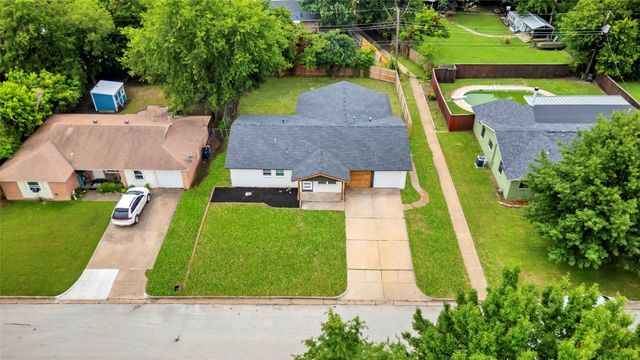341 Lena Lane, Burleson, TX 76028