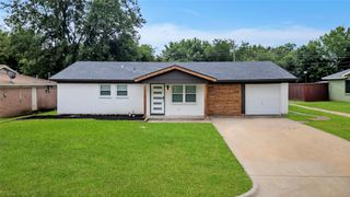 341 Lena Lane, Burleson, TX 76028