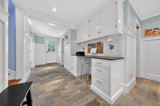 14 Isaac Sprague Drive, Hingham, MA 02043