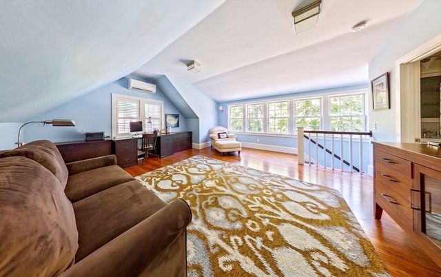 14 Isaac Sprague Drive, Hingham, MA 02043
