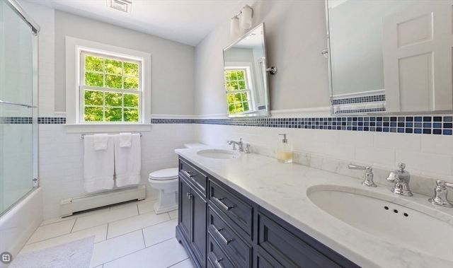 14 Isaac Sprague Drive, Hingham, MA 02043
