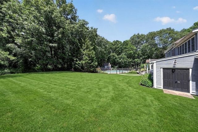 14 Isaac Sprague Drive, Hingham, MA 02043