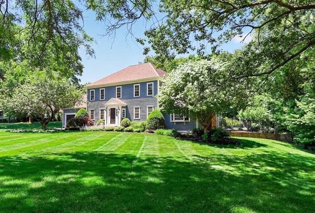 14 Isaac Sprague Drive, Hingham, MA 02043