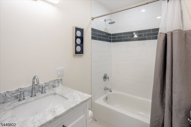 202 Marcella Rd, Parsippany-troy Hills Twp., NJ 07054