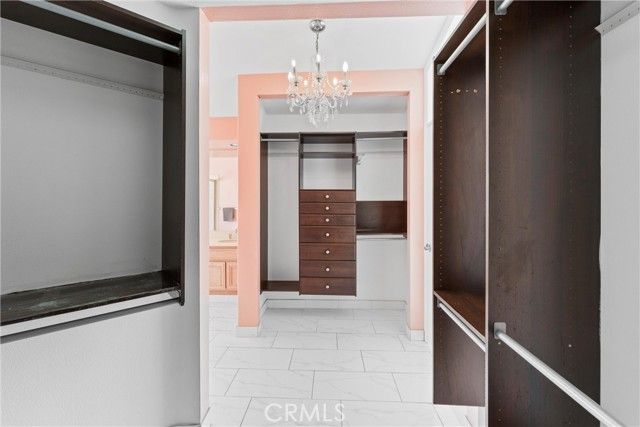 1020 La Salle Circle, Corona, CA 92879