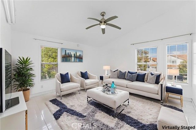 1020 La Salle Circle, Corona, CA 92879