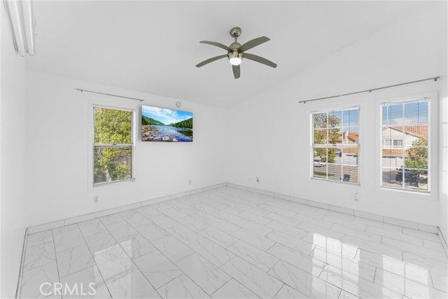 1020 La Salle Circle, Corona, CA 92879