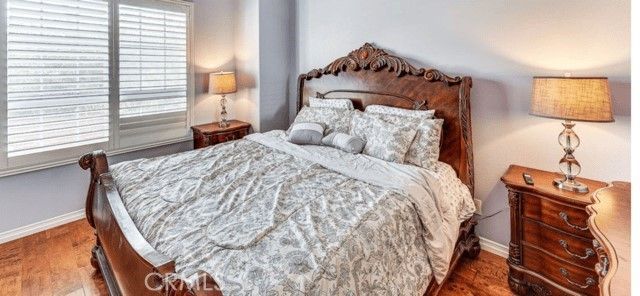 1020 La Salle Circle, Corona, CA 92879