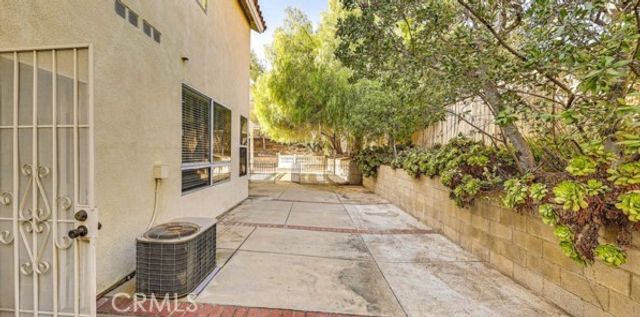 1020 La Salle Circle, Corona, CA 92879