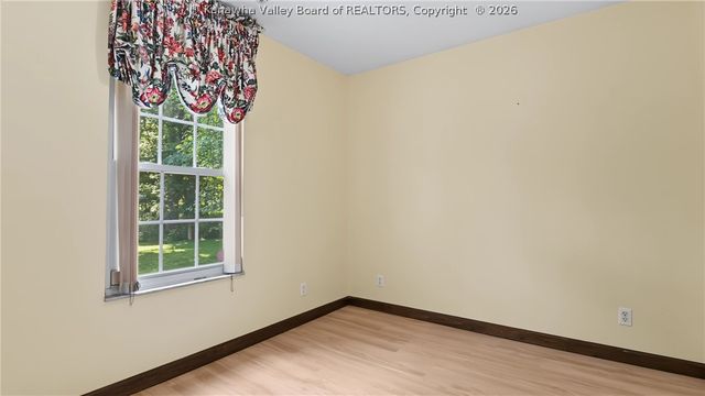 111 Matthew Avenue, Poca, WV 25159