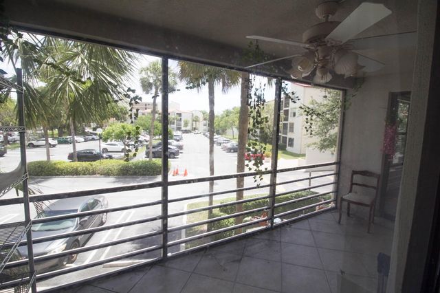 2316 S Cypress Bend Drive 218, Pompano Beach, FL 33069