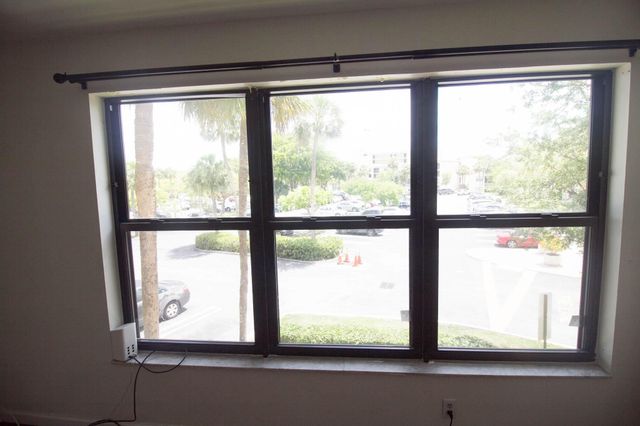 2316 S Cypress Bend Drive 218, Pompano Beach, FL 33069