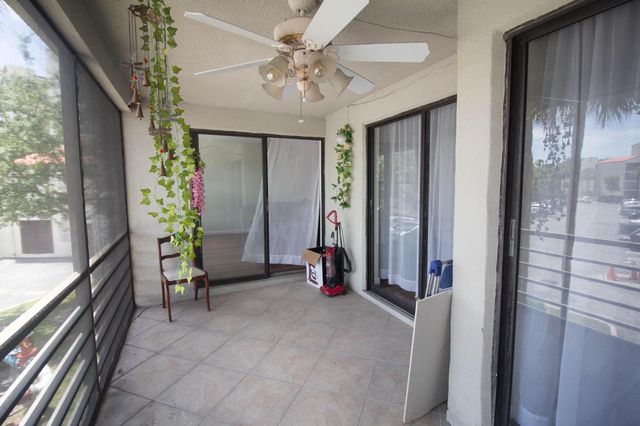 2316 S Cypress Bend Drive 218, Pompano Beach, FL 33069