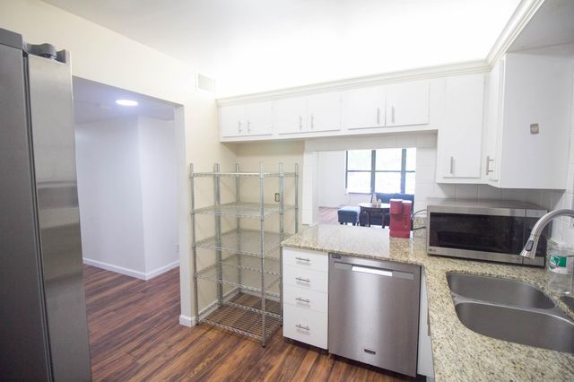 2316 S Cypress Bend Drive 218, Pompano Beach, FL 33069