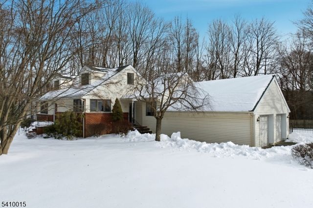 46 W Hanover Ave, Randolph Twp., NJ 07869