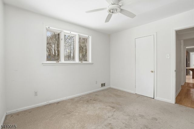 46 W Hanover Ave, Randolph Twp., NJ 07869