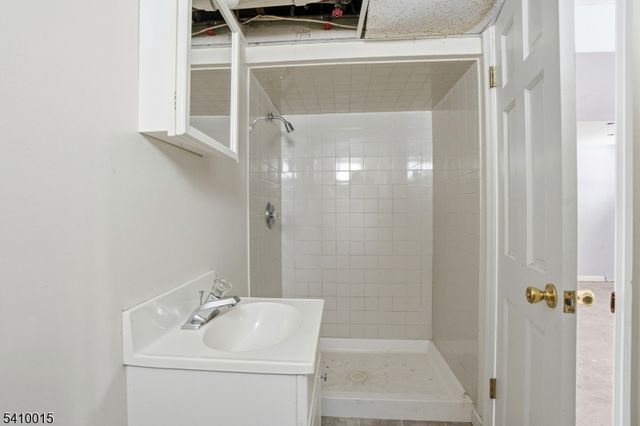 46 W Hanover Ave, Randolph Twp., NJ 07869