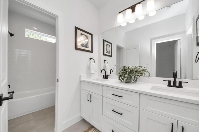 860 Rachel St Street B, Houston, TX 77091