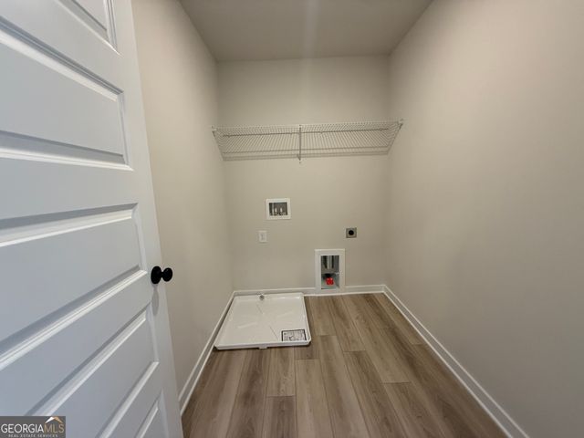 331 Brook Landing Circle, Auburn, GA 30011