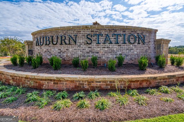 331 Brook Landing Circle, Auburn, GA 30011
