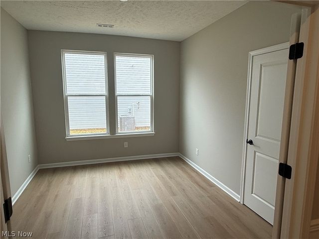 23742 Wally's Way, Columbia Station, OH 44028