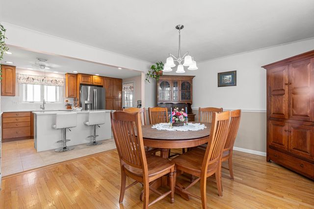 7 Hopi Drive, Nashua, NH 03063