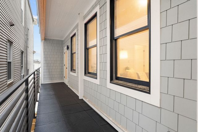 47 Condor 202A, Boston, MA 02128