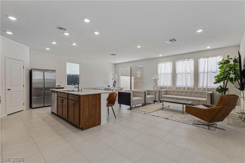 10034 Sir Atlas Court, Las Vegas, NV 89148 — photo 4