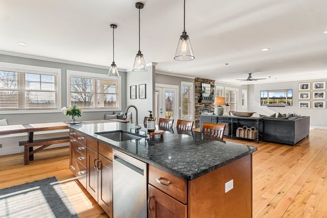 451 Golf Course Road, South Burlington, VT 05403