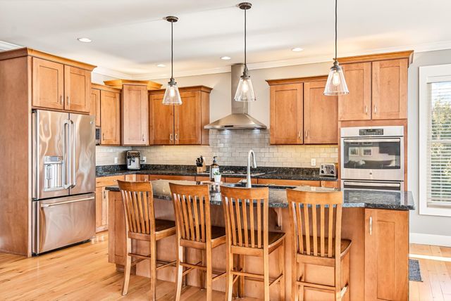 451 Golf Course Road, South Burlington, VT 05403
