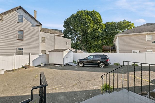 114 Central St, Peabody, MA 01960
