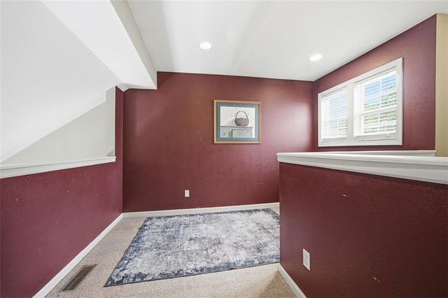 385 W Acorn Street, Gardner, KS 66030