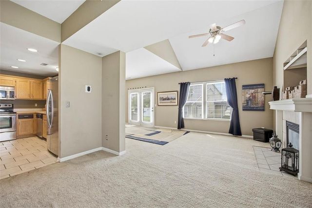 385 W Acorn Street, Gardner, KS 66030