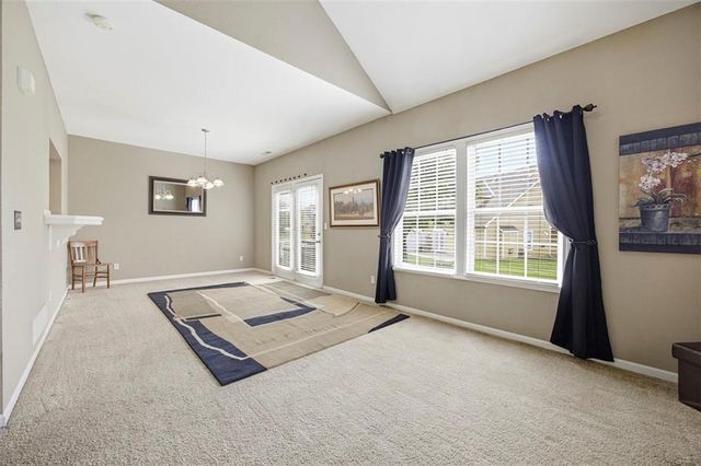 385 W Acorn Street, Gardner, KS 66030