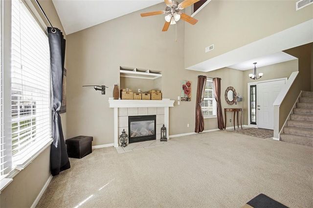 385 W Acorn Street, Gardner, KS 66030