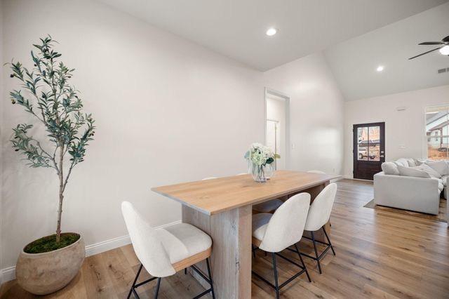 449 Pinehurst Way, Harrodsburg, KY 40330