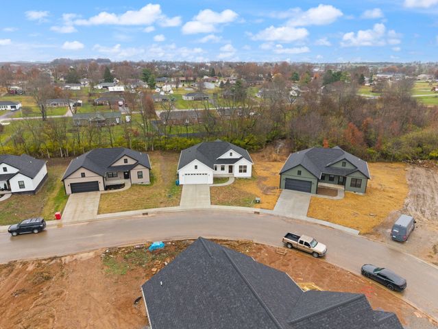449 Pinehurst Way, Harrodsburg, KY 40330