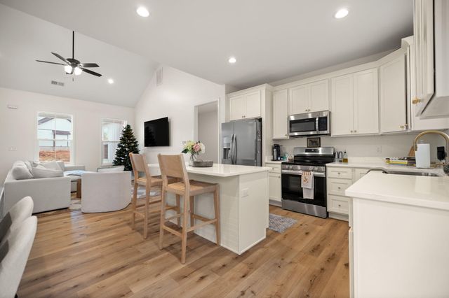 449 Pinehurst Way, Harrodsburg, KY 40330