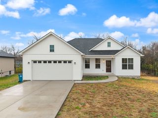 449 Pinehurst Way, Harrodsburg, KY 40330