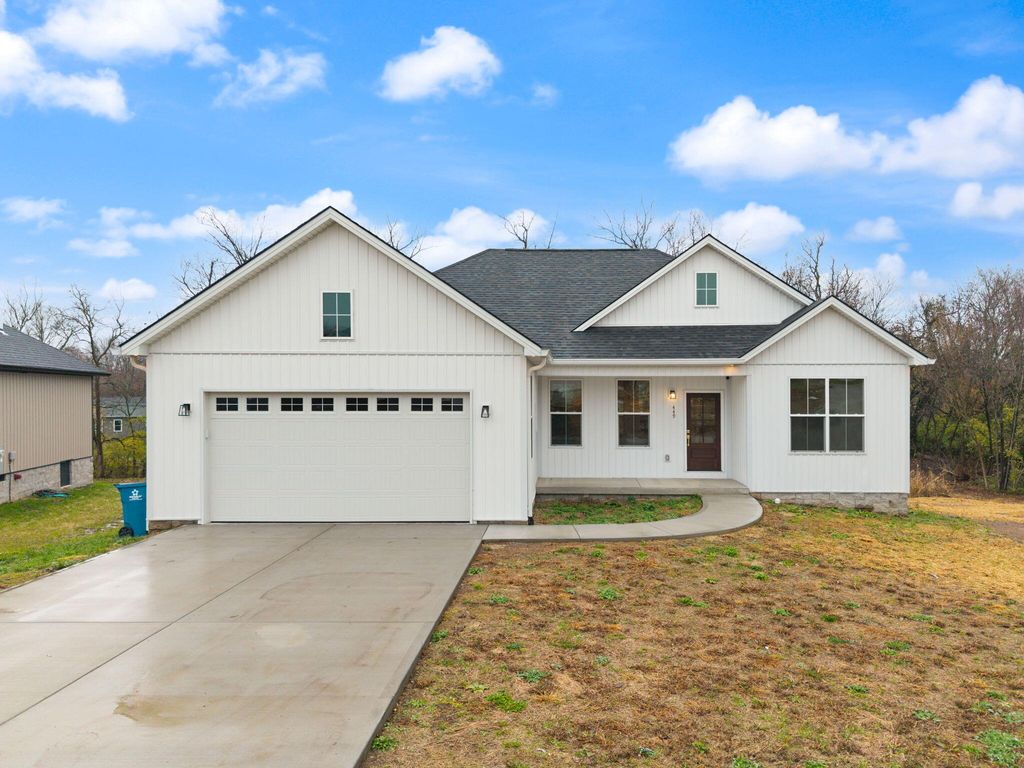 449 Pinehurst Way, Harrodsburg, KY 40330