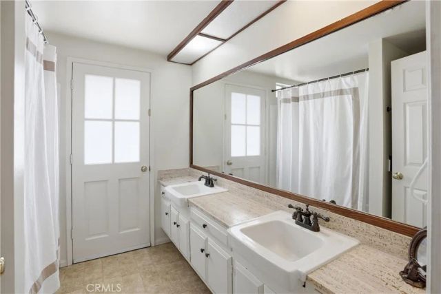 2037 S Capella Court, Costa Mesa, CA 92626