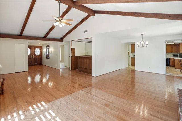 2037 S Capella Court, Costa Mesa, CA 92626