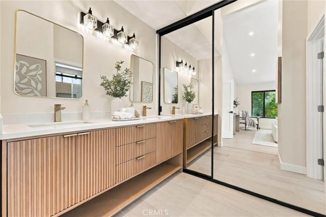 24396 Calle Pequeno, Lake Forest, CA 92630