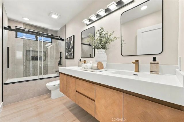 24396 Calle Pequeno, Lake Forest, CA 92630