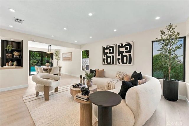 24396 Calle Pequeno, Lake Forest, CA 92630