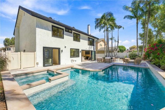 24396 Calle Pequeno, Lake Forest, CA 92630