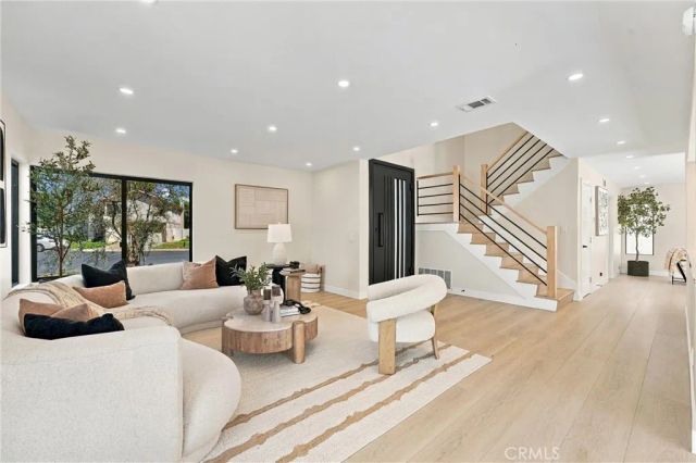 24396 Calle Pequeno, Lake Forest, CA 92630