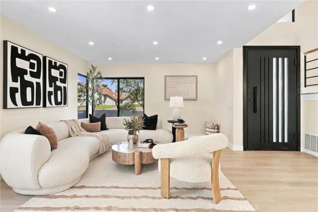 24396 Calle Pequeno, Lake Forest, CA 92630