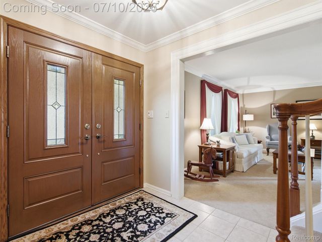 28854 Eton Glen, Farmington Hills, MI 48331